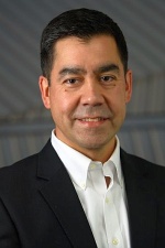 Cruz Navarro, Oscar